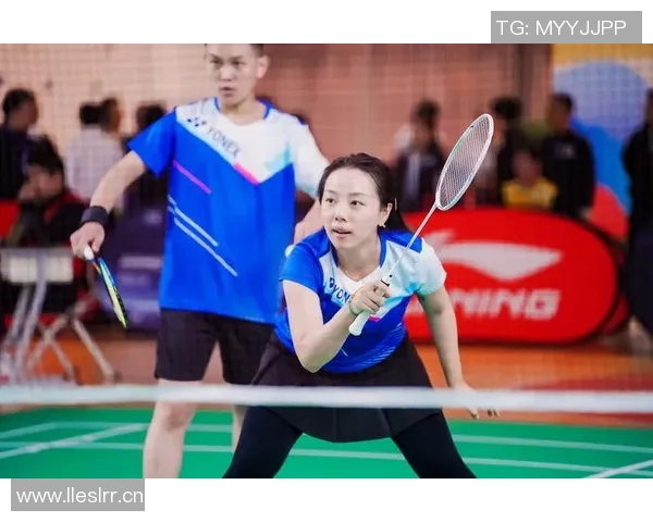 杭州羽毛球队在精英赛中的表现分析与状态评估 杭州羽毛球队在精英赛中的表现分析与状态评估